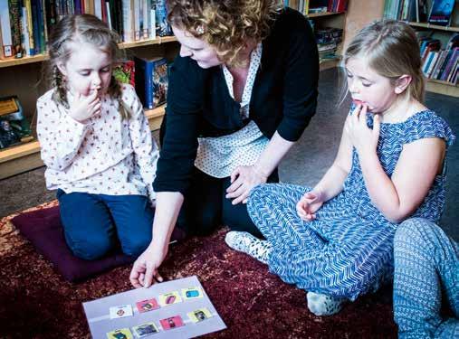 Skolan ska uppmärksamma hur aktiviteter behöver organiseras och anpassas för att alla elever skall ha tillgång till meningssammanhang.