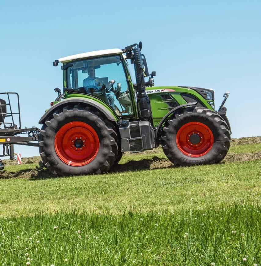 med Fendt Rotanarundbalpressar.