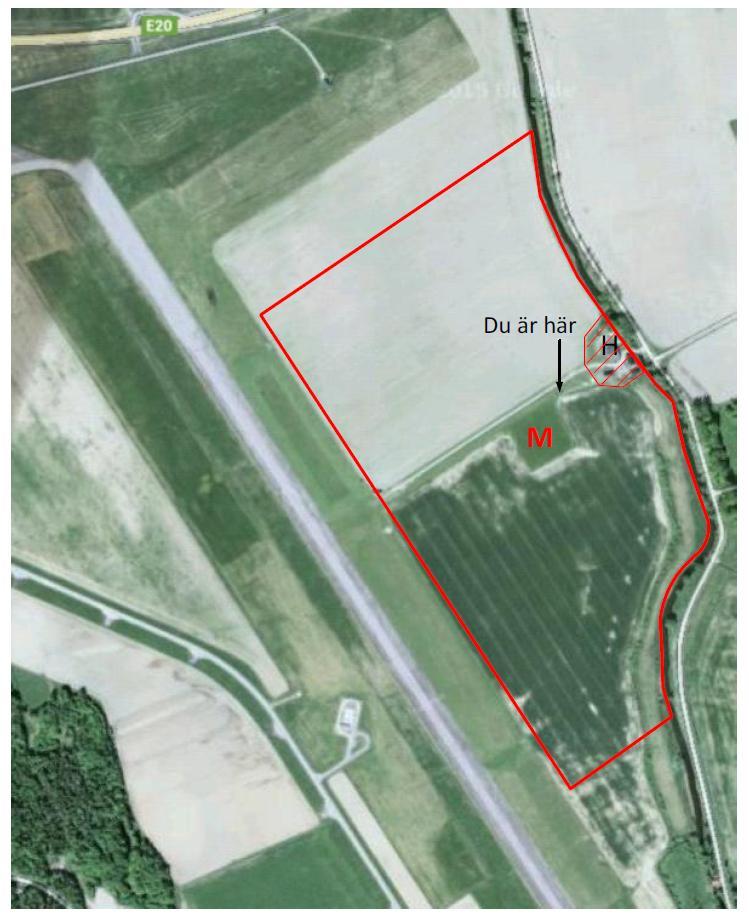13. Bilaga 3 Översikt modellboxen Tillåtet flygområde för modellflyg är inom röd linje, maxhöjd för modellflygning är 450m För flygning på andra