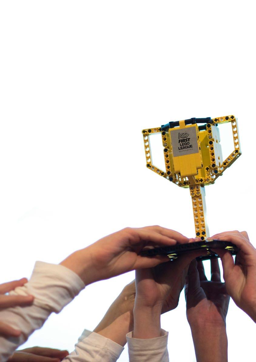FIRST LEGO LEAGUE KÄRNVÄRDEN Vi uppvisar FIRST -idealen om Gracious Professionalism och Coopertition i våra kärnvärden: UPPTÄCKA: Vi utforskar nya kunskaper och idéer.