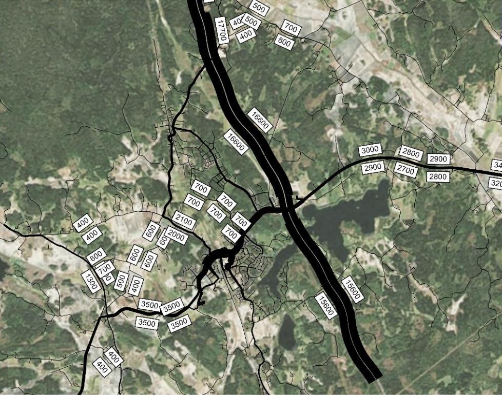 RESULTAT TRAFIKFLÖDEN BASPROGNOS 2035 Nedan redovisas beräknade trafikflöden i modellen för 2035 med ovan beskrivna förutsättningar. Flödena redovisas i vardera riktning.