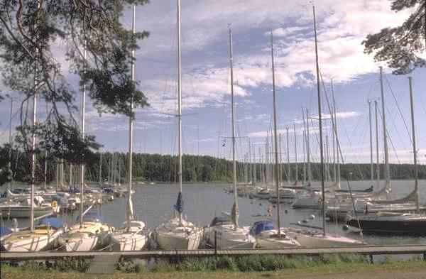 sida 4 Bakgrund till Vakthållningen Sjöpolisens uppfattning är att uppsikt över fritidsbåtar är det bästa sättet att skydda dem mot stöld.