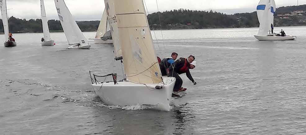 ANNONS ANNONSBILAGA FRÅN STENUNGSUNDS SEGELSÄLLSKAP 5 Klubbmästare 2017, Magnus Lundberg med besättning.