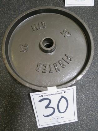 16:03 2 x 25kg stålvikter