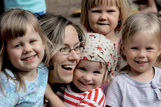 lades projektet Nopean puuttumisen perhetyö (Familjearbete med stöd i ett tidigt skede). Behovet av utkomststöd växte Antalet utkomststödtagare växte med 16,4 procent jämfört med föregående år.