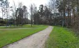 2. BLÅBÄRSHAGEN Lekpark Ca 1,7 ha S:I/1964 Park eller plantering Blåbärshagen är centralt belägen i Karlstorp och är en av få parker i stadsdelen med parkkaraktär.