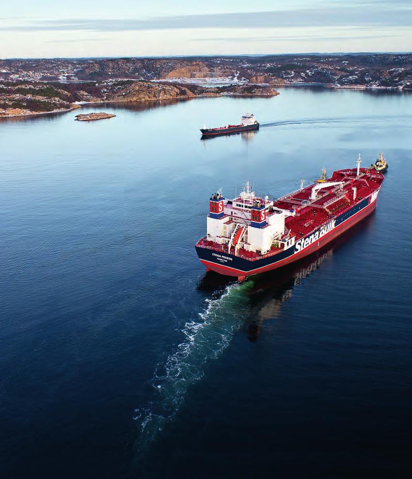 verksamheten Fartygstyper RåoljetanKERS ULCC Ultra Large Crude Carrier 320 000+ dwt VLCC Very Large Crude Carrier 200 000 320 000 dwt Suezmax* 120 000 165 000 dwt Aframax 80 000 120 000 dwt Panamax*