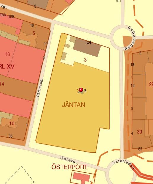 Fastigheten är knappt 6 000 m 2 och består idag av en parkering. En flygbild över området samt området som omfattas av provtagning är markerad i Figur 1.