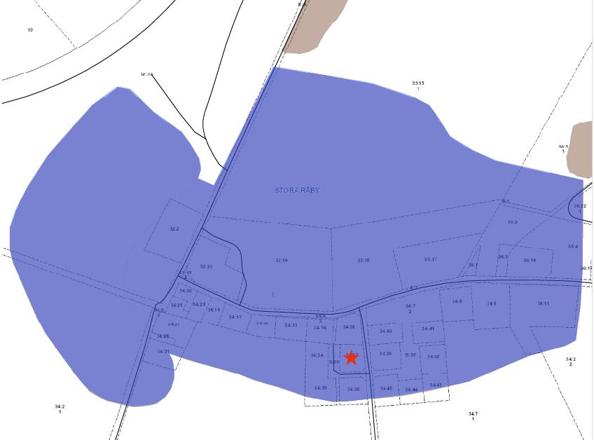 Figur 1. Stora Råby, bytomt, fornlämning 10:1, med platsen för undersökningen markerad med en röd stjärna.