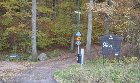 Jämmerberget Väster om Kärra ligger det populära friluftsområdet Jämmerberget.