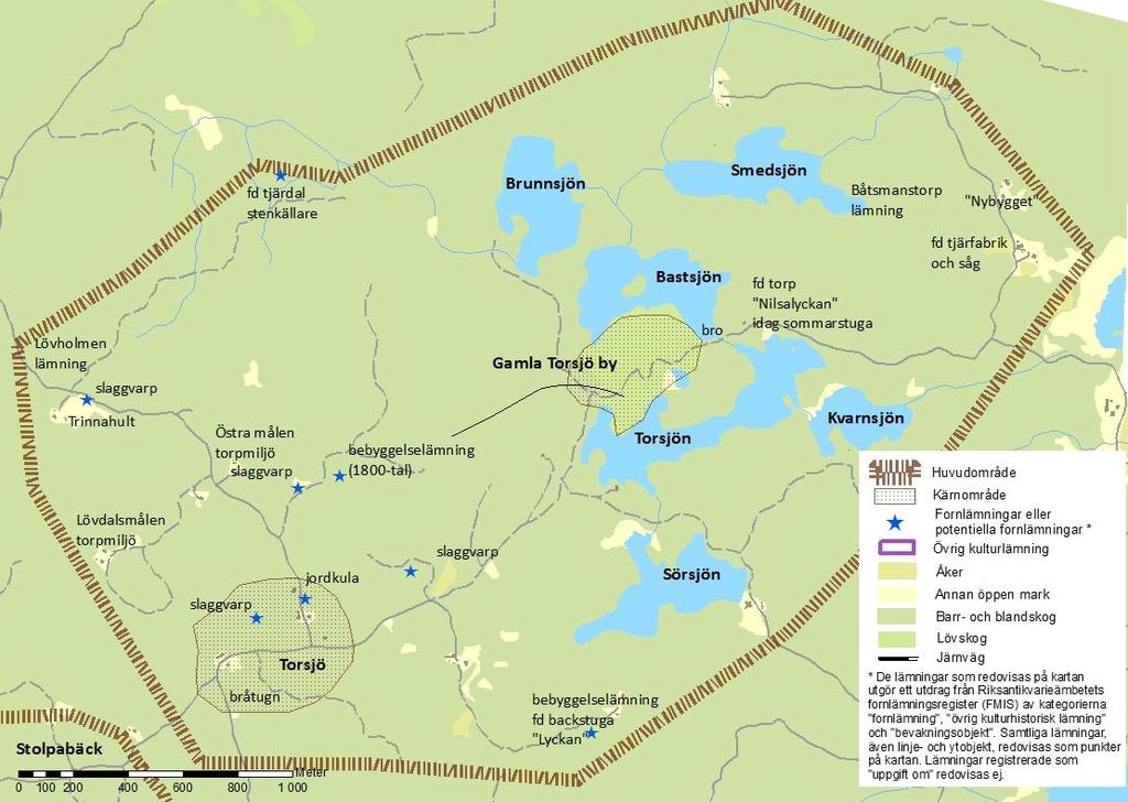 TORSJÖ Klass 3 Skogslandets jordbruk: I gamla Totrsjö by finns pår efter ett äldre odlingslandskap med odlingsrösen, hamlade träd, flikiga åkrar och ängar och grunder efter hus, källare och försvunna