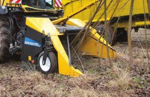 13 575 mm Varifeed flexibilitet Den typiska New Holland mångsidigheten gör att du kan montera Varifeed-skärbordet på din FR Förlängningsbar knivbädd med upp till 575 mm rörelse Även skärbord med