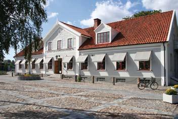 Gästis Staffanstorp det började med gästis, Järnvägen och Sockerbruket. Idag har Staffanstorp utvecklats från en slumrande bondby till ett expanderande och livfullt samhälle.