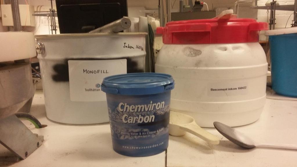 2.2 LABORATORIEFÖRSÖK Med analyssvaren från de obehandlade sedimenten och litteraturstudien som grund valdes 6 recept på bindemedel ut.