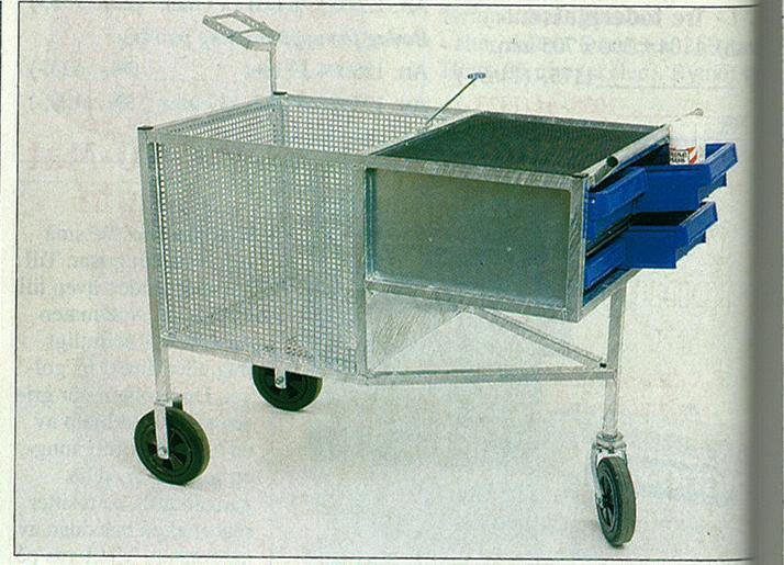 En ergonomisk utformad vagn kunde förslagsvis vara utrustad med ett justerbart bord/arbetsyta och stol som är