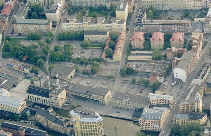 Området ser jag som lämpligt för bostäder blandat med verksamheter av olika slag, till exempel ett hotell med konferensanläggning, vilket chefen för Östsvenska Handelskammaren, Lars Erichs föreslog.