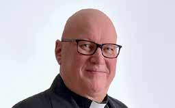 PÄRLOR I DEN LUTHERSKA TRON till vår egenrättfärdighet. Vår självgjorda rättfärdighet är som en fläckad och smutsig klädsel som profeten skriver om (Jes 64:6).