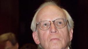 Daniel Guérin, fransk anarko-kommunist som analyserade fascismen Fram till 1960-talet hade marxister närapå monopol på fascismteorier, dvs ytterst få borgerliga forskare hade innan dess försökt sig