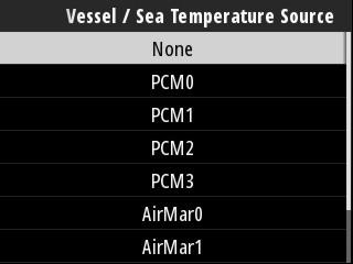 Vattentemperatur Avsnitt 3 - Val i huvudmenyn Det går att ändra valet av vilken motor eller drivenhet som överför data om vattentemperatur.