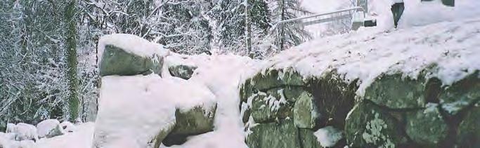 utanför den gamla muren.