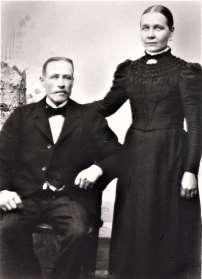 Vid tolv års ålder började jag arbeta hos min far Carl-Abraham, barnbarn till Anders Ersson Söderberg, vid tegelbruket. Arbetsveckan bestod av tre dagars skolgång och tre dagars arbete.