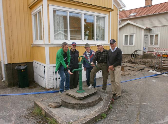 Träffen startade med filmvisning från några aktiviteter under året samt när bastun i klubbstugan byggdes omkring 1994. För filmerna och kommentarer ansvarade Lars-Erik Marting.