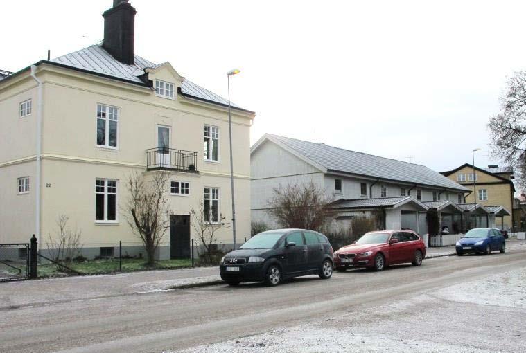 fastigheten består främst av villor från den tiden, varpå två är ritade av arkitekten Gunnar Leche.