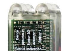 Om inte, byt tryckknapp. 3. Om sensorlampan blinkar till, ska sedan en gul diod lysa vid Actuator 1 eller Actuator 2, normalt i 30 sek eller tills man trycker på knappen igen.