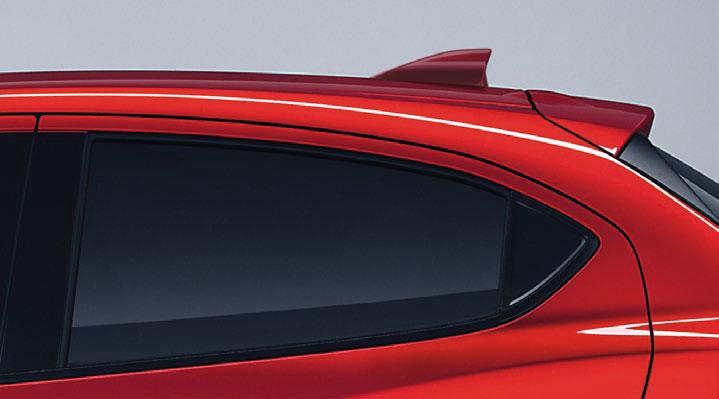 dimljus Hajfensantenn Head-up display Automatiskt avbländande helljus Autobroms vid backning