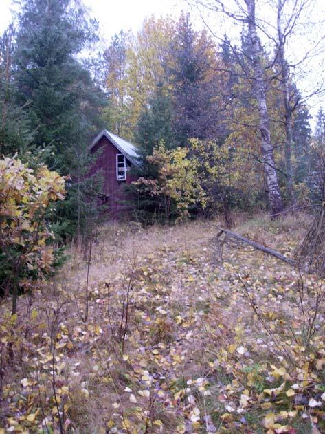 Utifrån besiktningen genomfördes ytterligare åtgärder inom följande delområden: 1. Luftledningen som skulle byggas om söder om gården Skravestad, berörde direkt hålvägen, RAÄ 189:2 (se fig. 8).