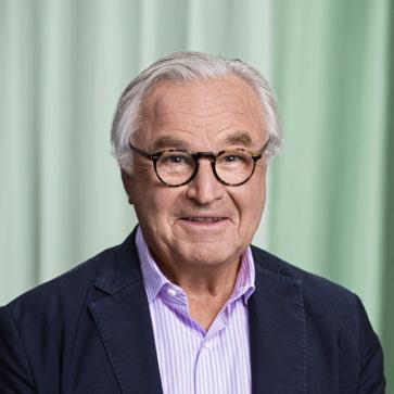 Styrelse och revisorer Födelseår Invald i styrelsen Utskott Mångfald och lämplighet Sven Hagströmer Ordförande 1943 1997 Ersättnings- & Kreditutskott Över 40 års erfarenhet från finansbranschen.