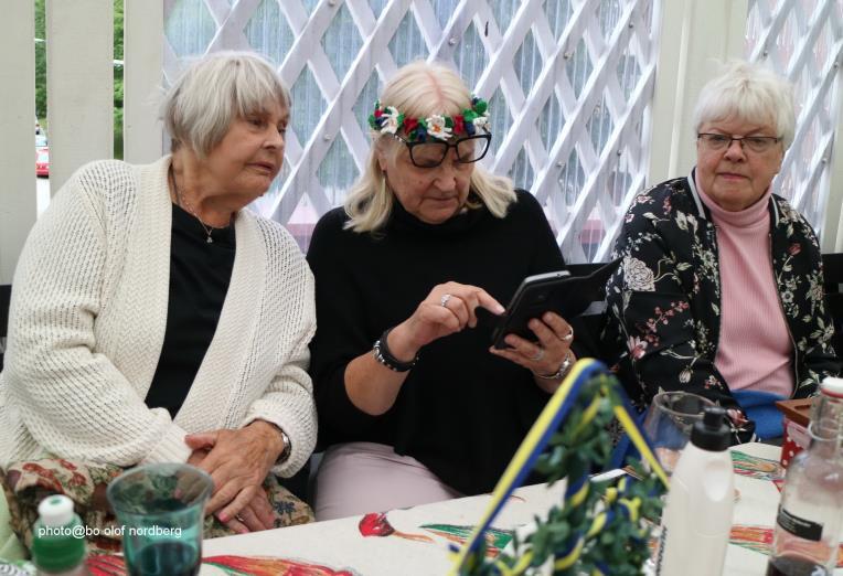 00 rapporterar Bosse N som också hade var KONTAKTbladets utsände fotograf.