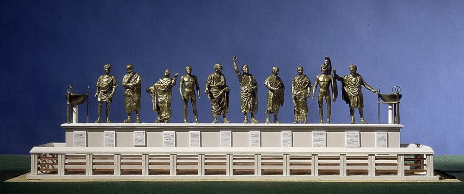 De eponyma heroernas monument på agora i Athen (offentlig anslagstavla)