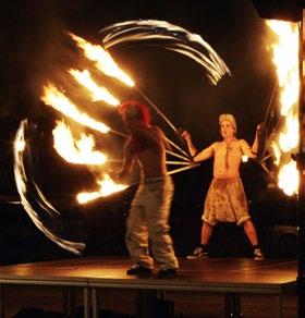 10. STÄRKA FÖRENINGSLIVETS ROLL MÖTESPLATSER VÅR STAD AKTIVT KULTURLIV Föreningslivets roll som arrangör av kulturella evenemang