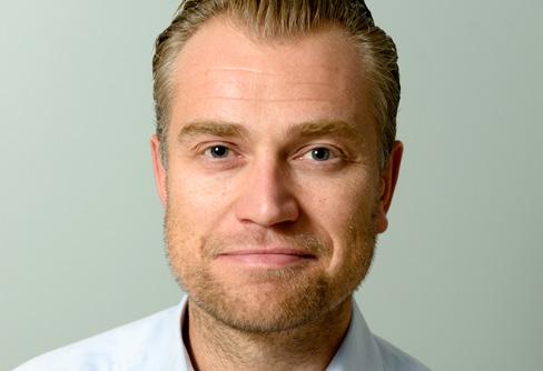 Om dig och DIN ROLL DIN TITEL. Av de 81 svenska it-beslutsfattarna i årets studie har en klar majoritet, 59 procent, titeln CIO. Bara 17 procent tituleras it-chef.