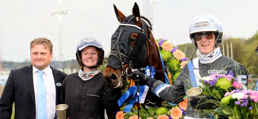 GRUPPLÖPNINGAR 4-åringar. Diamanten var en av årets bästa 4-åringar. Här syns han med spetasade öron efter segern i Kungapokalen på Åby. KONUNG GUSTAF V:S POKAL Åby 13 maj. Lätt bana. 1.926.000 kr. 2.