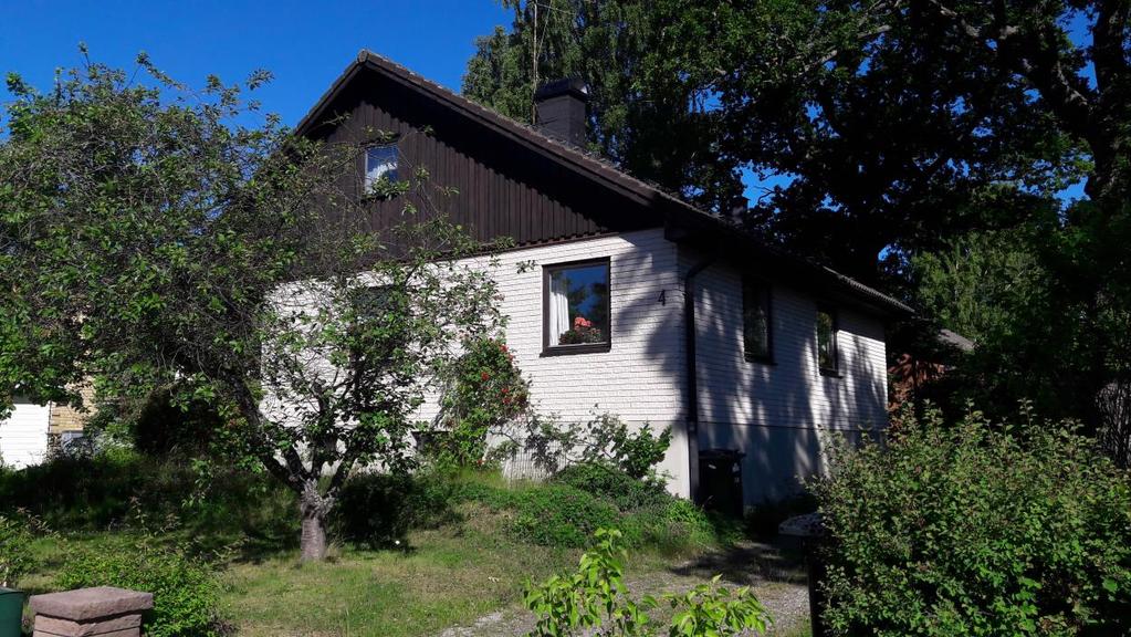 uppdragsnr köpargenomgång: Besiktningsdatum: 2017-06-27 Köpargenomgång datum: Besiktningsförrättare: Fredrik Brünteson Besiktningsförrättare: Närvarande: Säljare Närvarande: Mäklarens företagsnamn BO