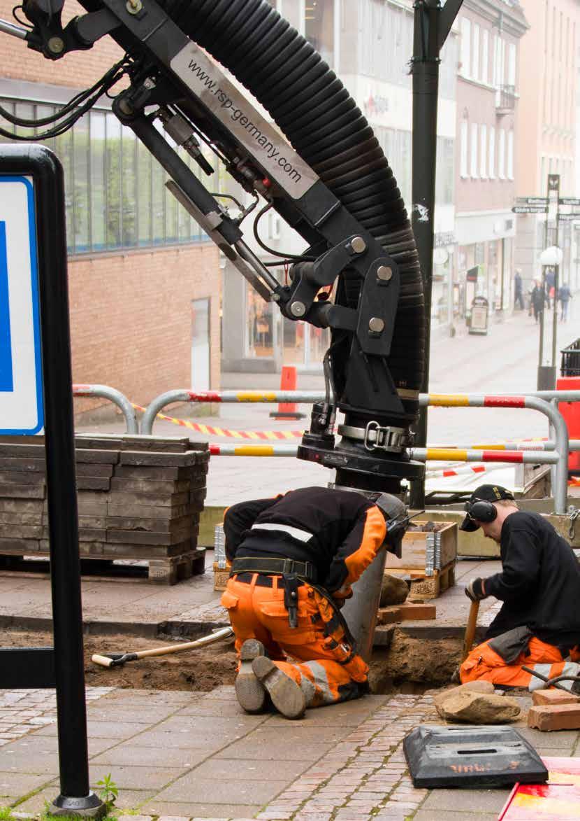 Första revisorsgruppens granskning 2017 Andel ekologiska och/eller närproducerade livsmedel, % Nämnden framhåller att kök med tillagningskök har ökat sin andel av ekologiska livsmedel med 5%.