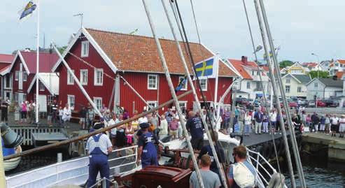 Följ med till årets Träbåtsfestival i Skärhamn Göteborg Skärhamn-Göteborg Lördag 7 juli Från Göteborg kl 10.00, åter med buss kl 17.30 och hemma i Göteborg kl 18.