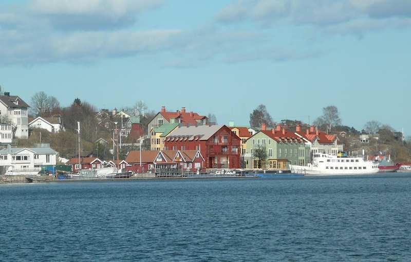 Förslag på förändringar inför säsongen 2018 - Utöka platser med parkeringsavgift och även innefatta parkeringsplatserna kring Vadviken - Erbjuda möjligheten att parkera längre än 7 dygn - Erbjuda