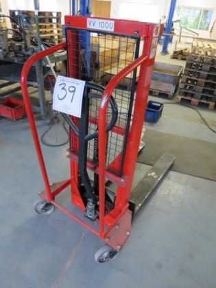Avslut: 13:14 Truck höglyftande
