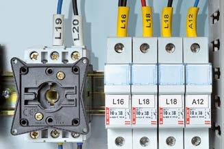 5.1 Märksystem Märkning för kabel och ledning UL-listad märkkrympslang TULT - 3:1 Militär och elektronik TULT är en 3:1 krympslang som levereras som en kontinuerlig slang och är skrivbar på båda