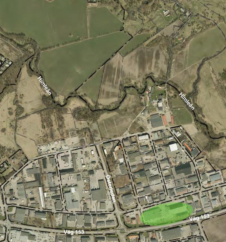 Den gröna punkten visar förslagets lokalisering. Fastighetens storlek Både storleken på de aktuella lokalerna och storleken på gården beräknas räcka för Hamn- och gatuförvaltningens behov.