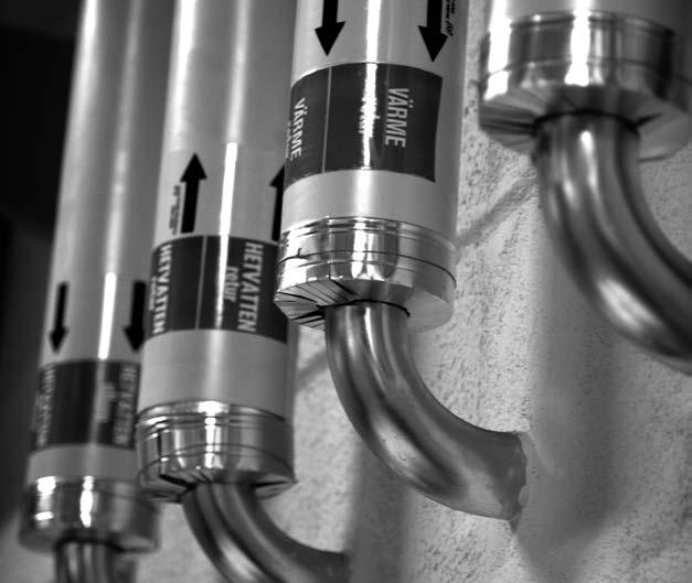 Råmaterialhantering Hur råmaterialet hanteras innan det chargeras 14 samt materialets storlek har betydelse för energianvändningen i smältningen.