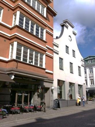 Svartbrödersgatan och