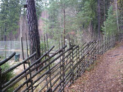 Denna utgörs av en gångstig som löper utmed planområdets nordöstra gräns och vidare genom Natura 2000-området och förbinder Talbystrand med Viksberg.
