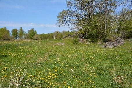 Mönsterås Fälle 6:3 och Habbestorp 1:19 Rättsförhållanden enl. CFD Fastighet Fastigheterna Fälle 6:3 och Habbestorp 1:19 ligger i Mönsterås kommun, Mönsterås församling.