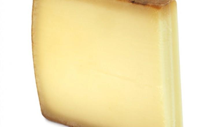 Serveras med lätta, fruktiga rödviner. REBLOCHON från Haute-Savoie eller du Val d'arly i Savoie, är en liten cylindrisk ost som tillverkas på endast mjölk från ett antal specifika koraser.