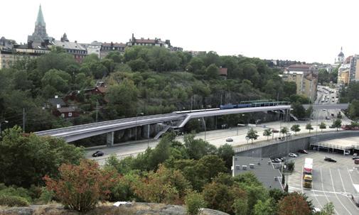 Station och breddade broar Stationsläget längs branten bildar en utkragande hylla med den norra sidoplattformen som ett rumsbildande högt tak över del av gångbanan och busshållplatserna längs