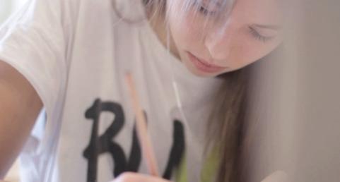 Samverkan & Delaktighet Viktoriaskolan har en kulturprofil som innebär att våra elever får lära sig genom BILD, DRAMA, DANS och MUSIK Vi vill att föräldrar och barn ska känna delaktighet i
